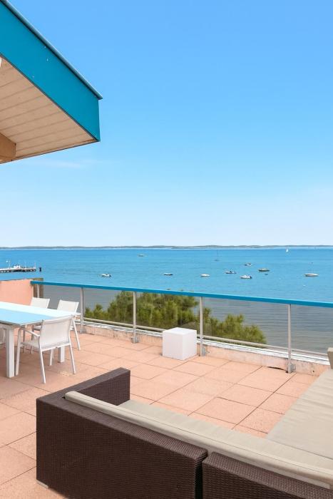 Élégant Duplex en Bord de Mer à Arcachon