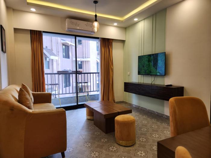 Zen Urban 1BHK Retreat with Pool, Amenities - 5 Minutes to Candolim Beach