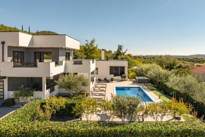 Villa Bura ZadarVillas