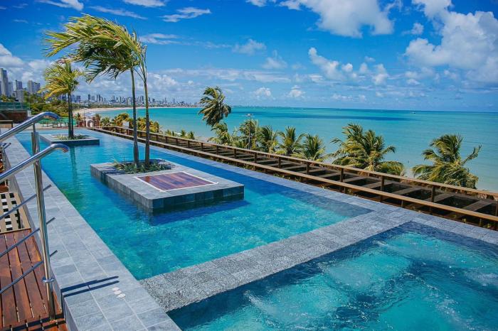 Beira-mar do Cabo Branco com varanda UN113