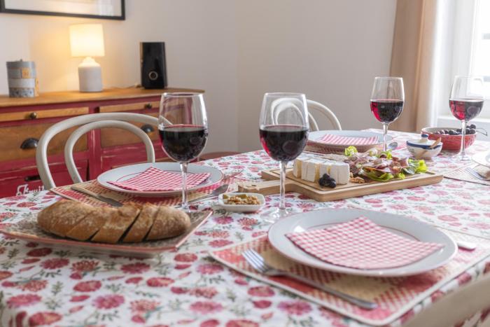 Central Narbonne with rooftop terrace