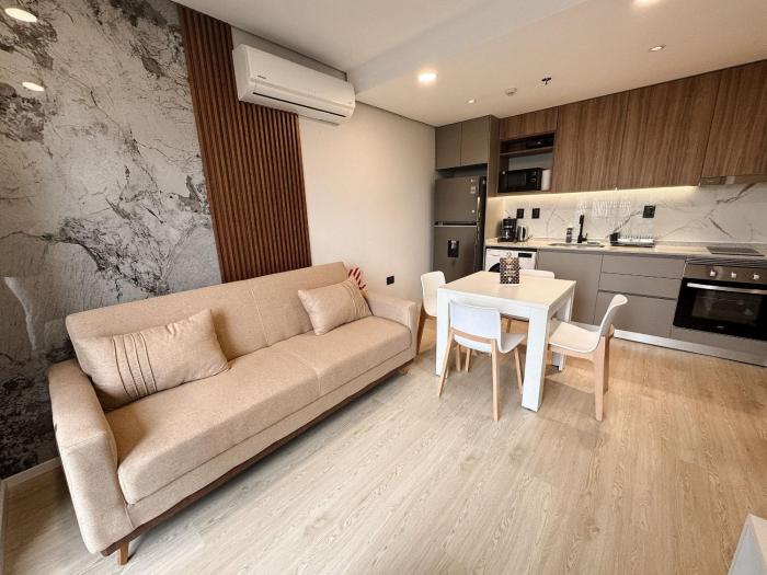 Departamento a pasos del Shopping del Sol