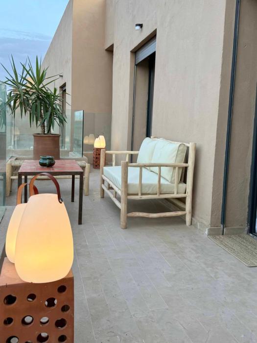 TERRASSE, 2 CHAMBRES SPACIEUSES, 6 COUCHAGES, 2 PiSCINES, PARKING, IDÈAL FAMILLE