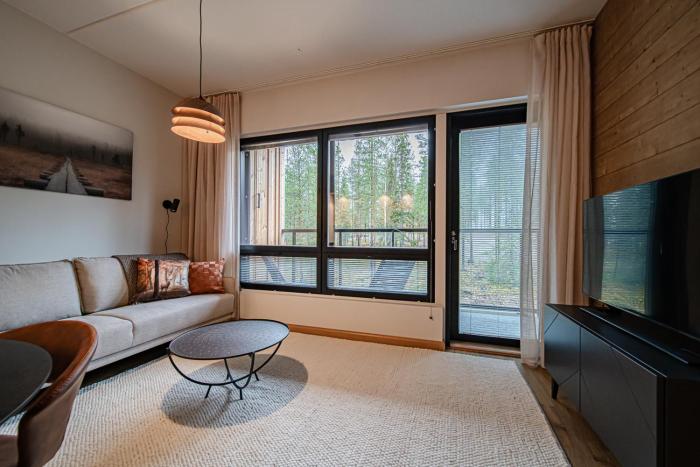 Levillas Levin Cranberry C24