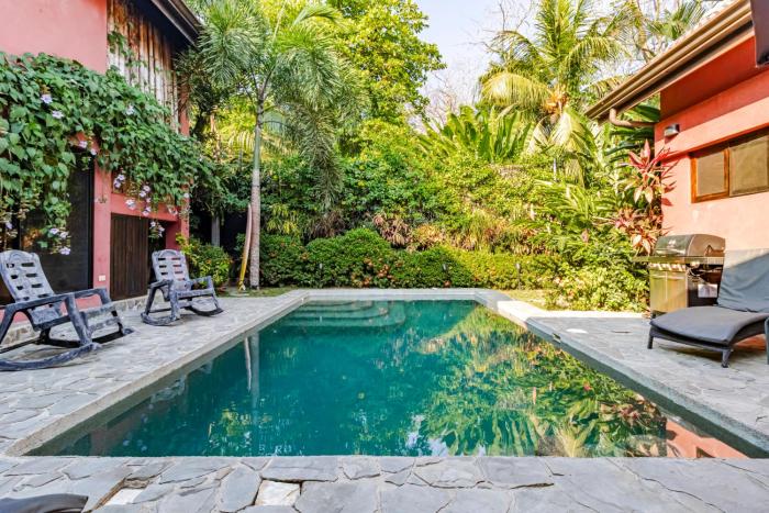 VIP La Lora Beach Villa best family home