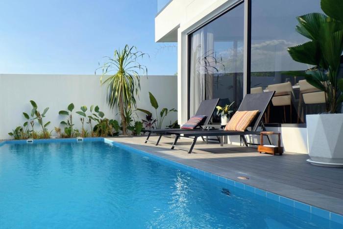 Chiang Mai City Center Luxury Pool Villa 4 Bedrooms 5 Bathrooms, Close to Chang Klan Road Business District, Chiang MaiRing, 5-Star Luxury Pool Holiday Villa
