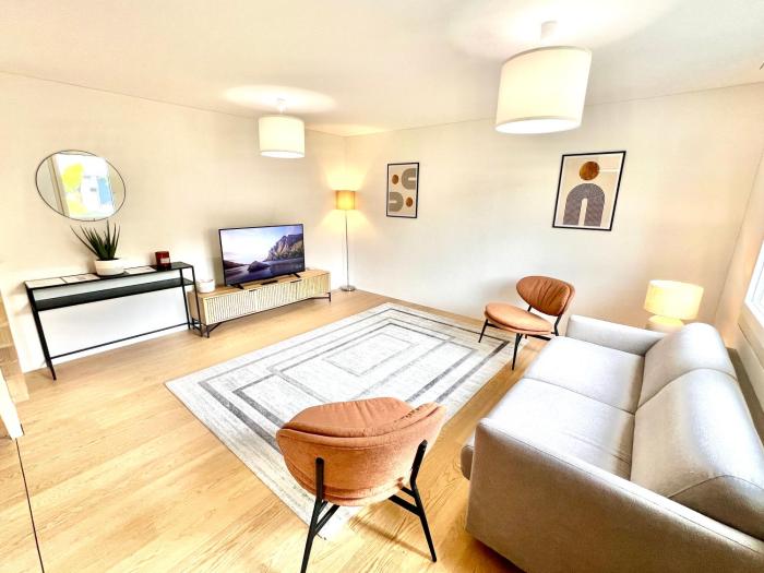 WA - Luxury House - Zug - 8 Pax