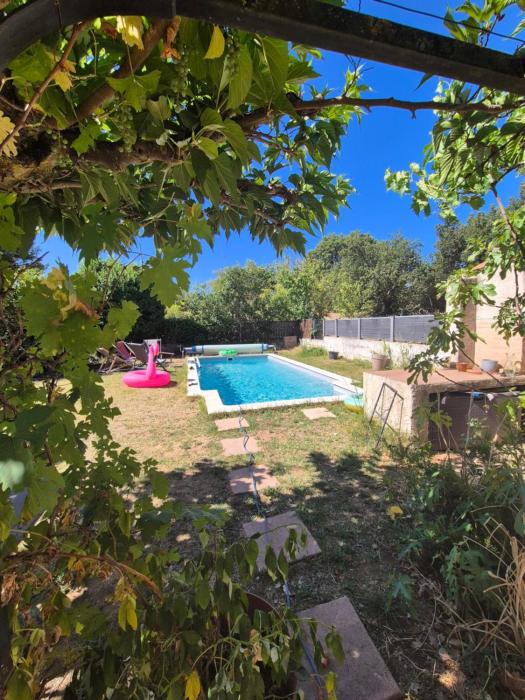 Studio au calme avec jardin