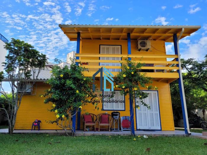 Casa com piscina ingleses 0161