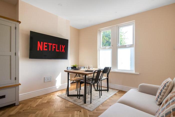 Lyme Villa - Near QMC & University of Nottingham