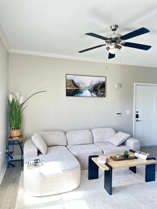Homey 1BR Getaway Near Trails & Local Shops