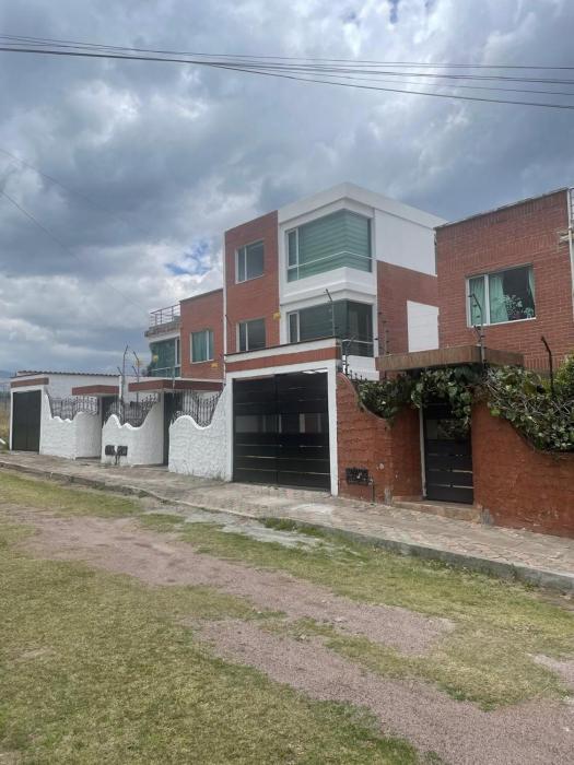Aeropuerto Internacional Quito, Habitación N3