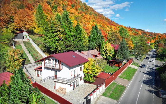 Casa Zânelor Slănic Moldova