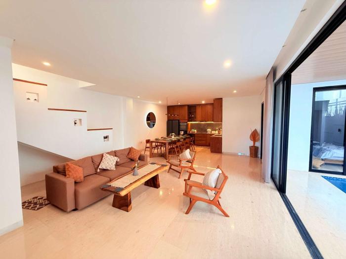 Berawa beach Canggu modern 4 bedroom villa