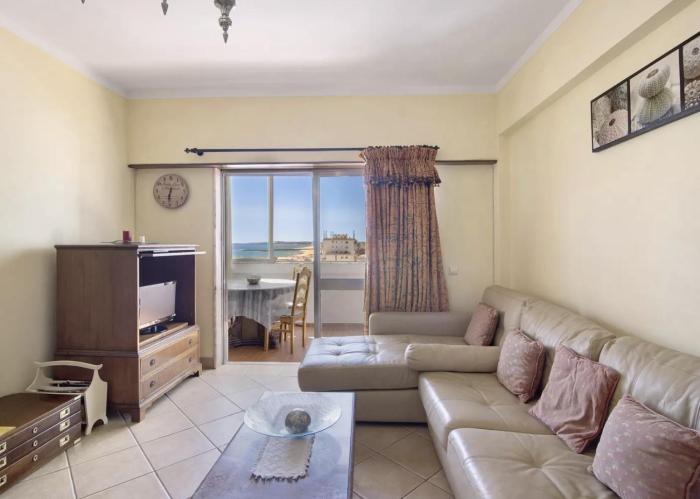 VIP T2 Beachfront with Garage