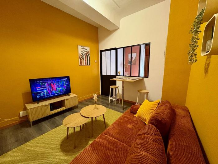 Grand Place Arras RDC 4 pers vidéoprojecteur