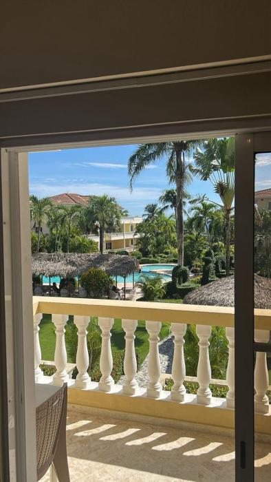 Marvilla - Coastal Condo Poolside & Ocean View