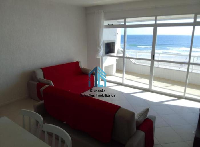 Apartamento frente ao mar 0189