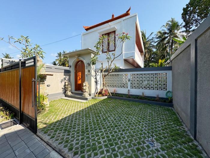 Tri Aura Villa - Jungle View 3 Bedroom in Ubud