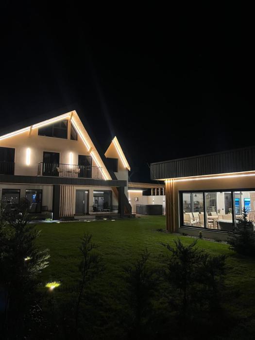 Chalet Amurg Arinis Gura Humorului