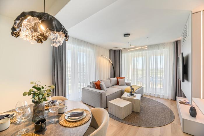 Nokturna Lyra Coresi Kasper Apartment with Parking