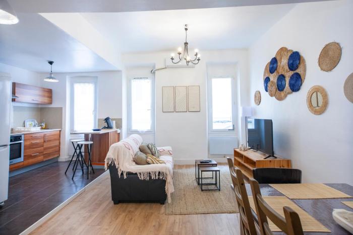 Incroyable appartement sur le port avec 3 chambres