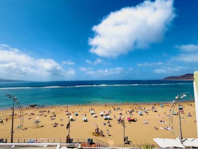 First-Line Las Canteras Beach