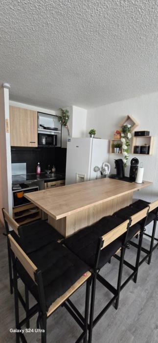 Appartement deux pièces 37 M2 246 personnes