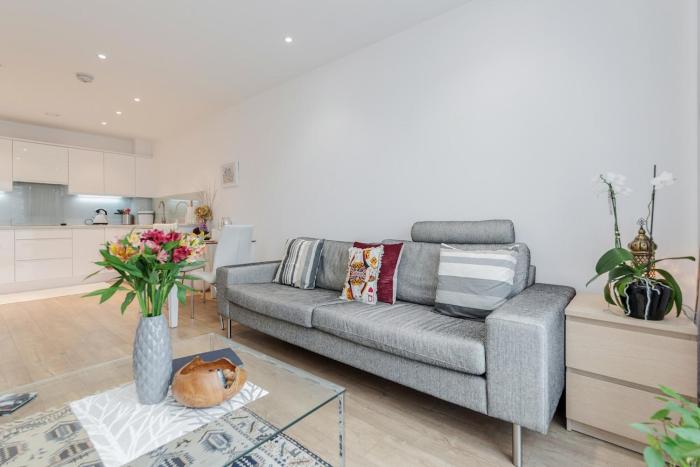 1 Bedroom Flat Near Balham Underground And National Rail Station