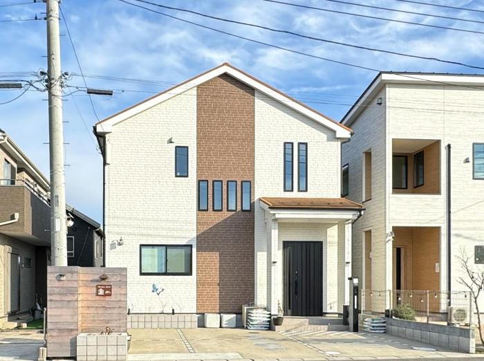 The Mansion 19 Modern Comfort with Serene Rice Field Views