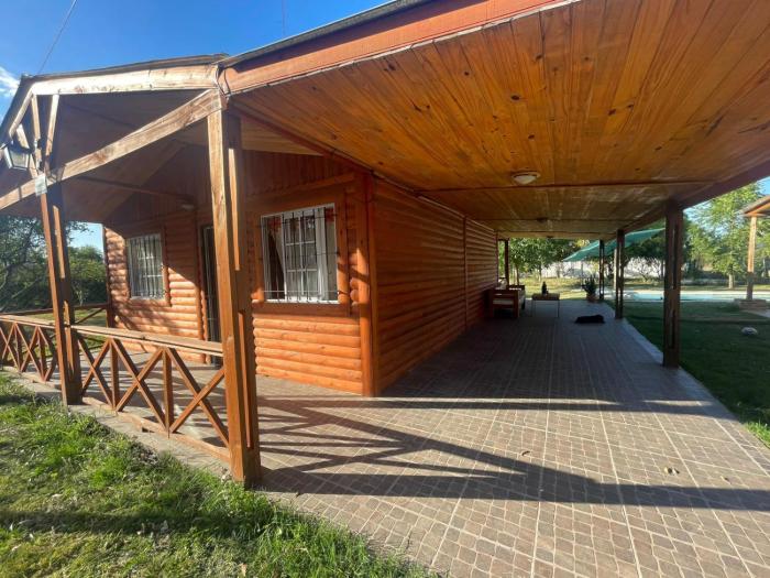 cabaña a metros del rio