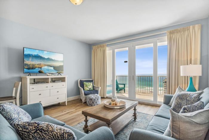 Spacious Beach Condo with Gulf Views! Sleeps 8! by Dolce Vita Getaways PCB