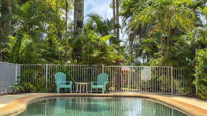 Liana 10 One bedroom beachfront views