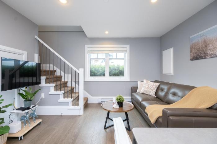 Brand New Stylish 2 bedrooms Suite in Shaughnessy