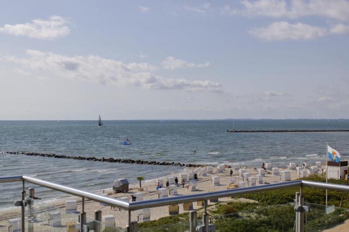 Inselblume 23 - Ferienwohnung mit 2 Balkonen und Meerblick