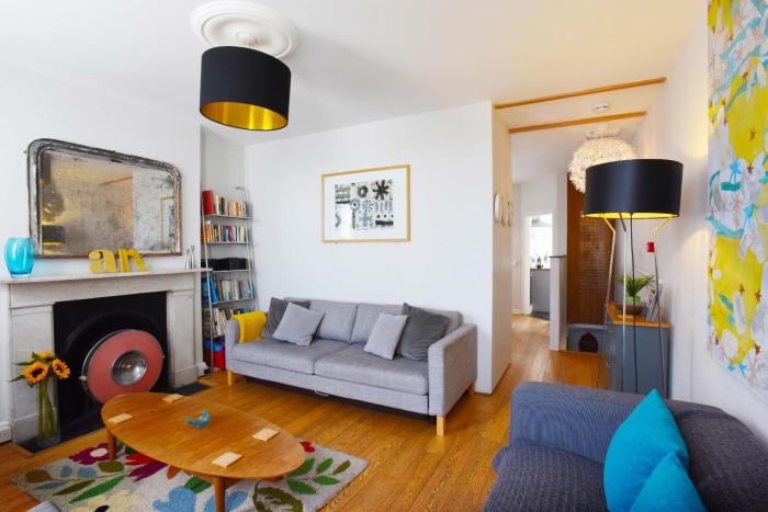 Style Meets Soul - Famous Art House Close To Centre - Free Parking