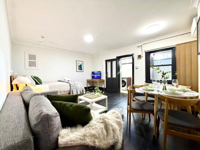 spacious self-contained studio near Sydney CBD