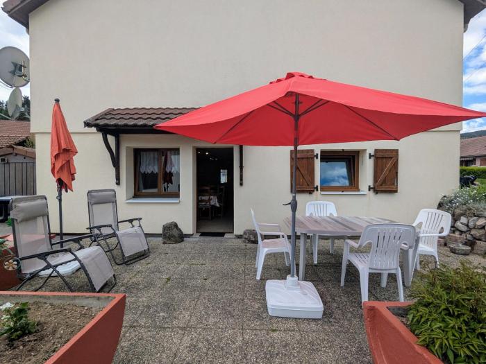 Gîte convivial à Xonrupt-Longemer, près du lac et des activités sportives, avec wifi et terrasse - FR-1-589-204