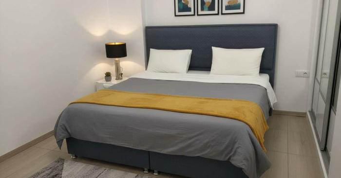 Coastal Elegance 1-Bedroom Hideaway by the Beach