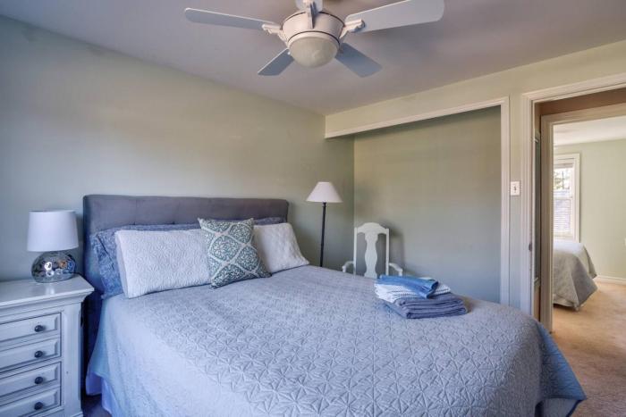 Merlot Room in Old Town