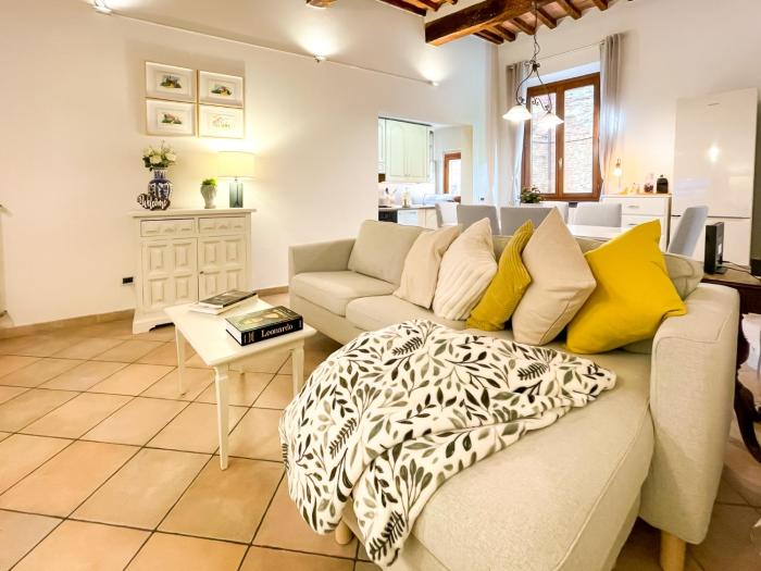 Da Vinci entire space in the heart of Tuscany