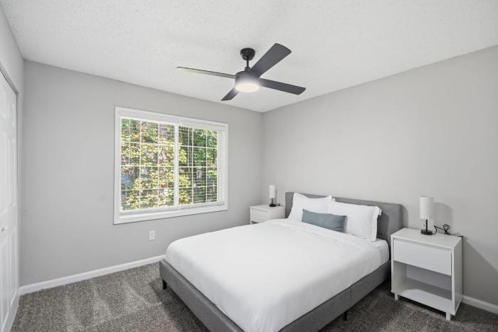 Crest at East Cobb 1828 Peaceful, Roomy 2Bd 2Bt
