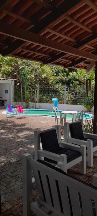 Pedrinhas Hostel e Camping