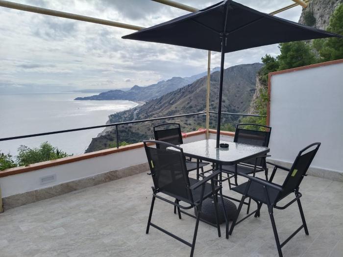 MAISON PALMENTELLo 3