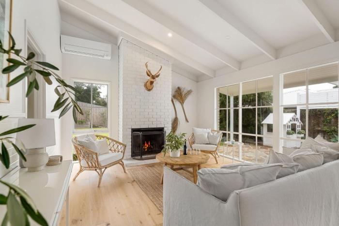 Backbeach House 1km to Beach