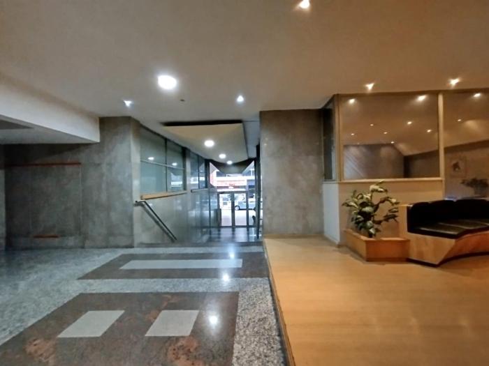 Séptimo piso, en pleno centro muy cerca del obelisco