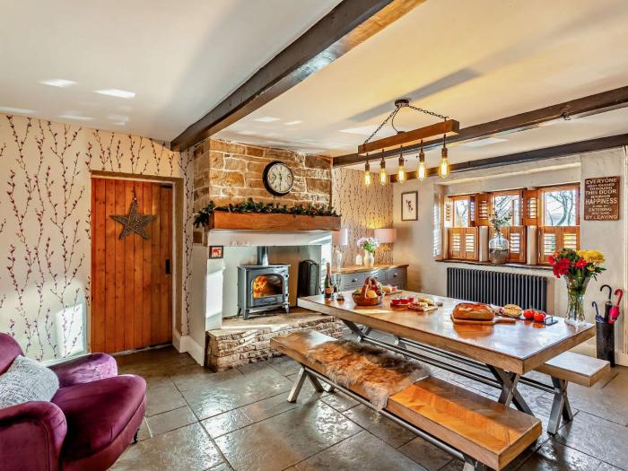 4 Bed in Marsden 94015