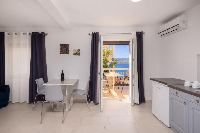 Aqua Maris Apartments