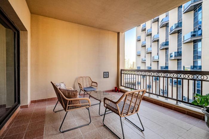 Stylish 2 bedroom apartment with Maid Room I Fairmont South Residence I Palm Jumeirah