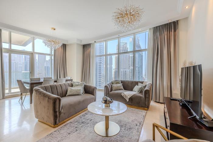 Spacious 3BDR Apartment in Marina with Office